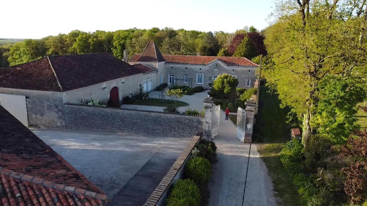 Bed and Breakfast Domaine Chez Maurice Becheresse Esterno foto
